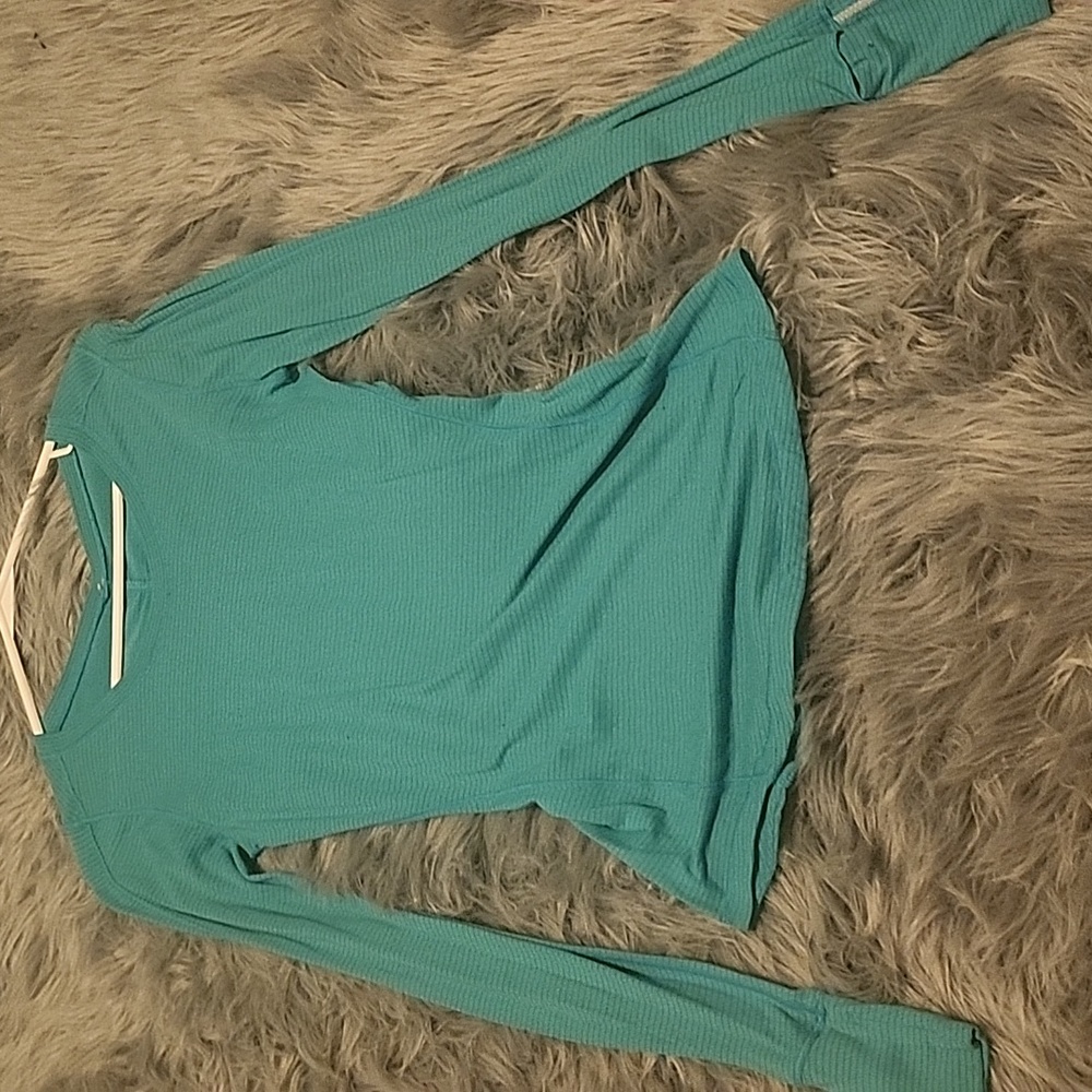 Lululemon long sleeve shirt